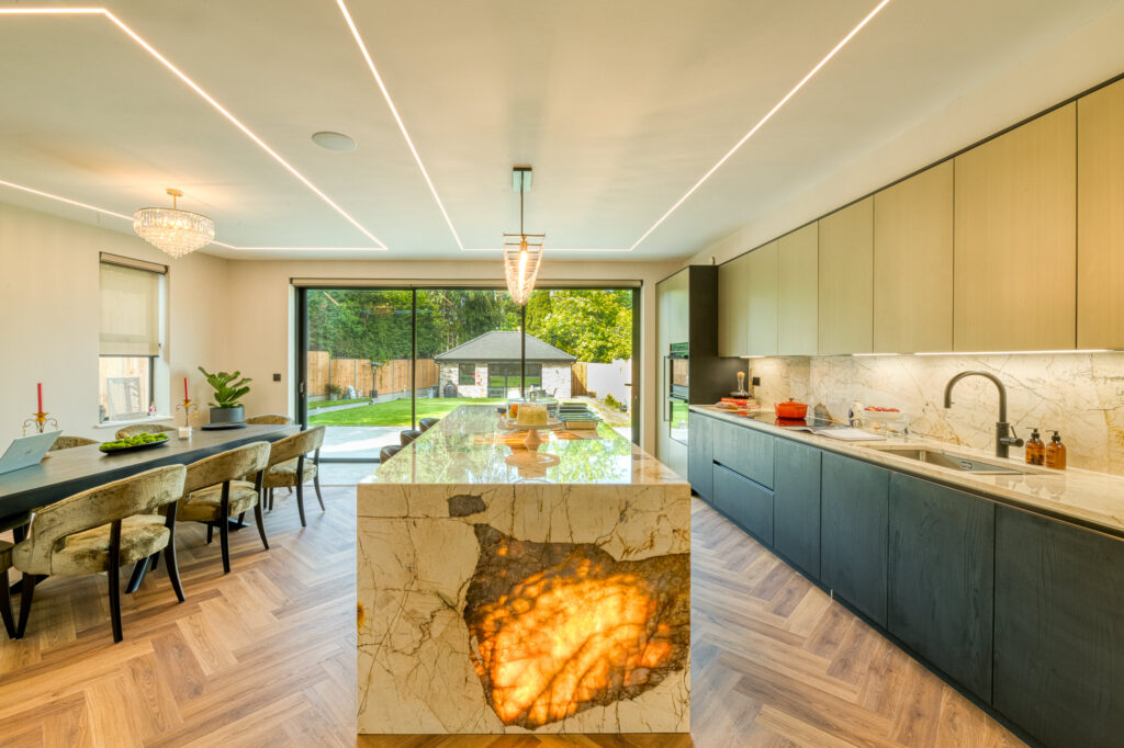 PGK • Premium German Kitchens • Artisan – Contemporary PGK • Premium German Kitchens • Artisan - Contemporary